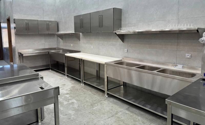 سازنده لوازم آشپزخانه صنعتی